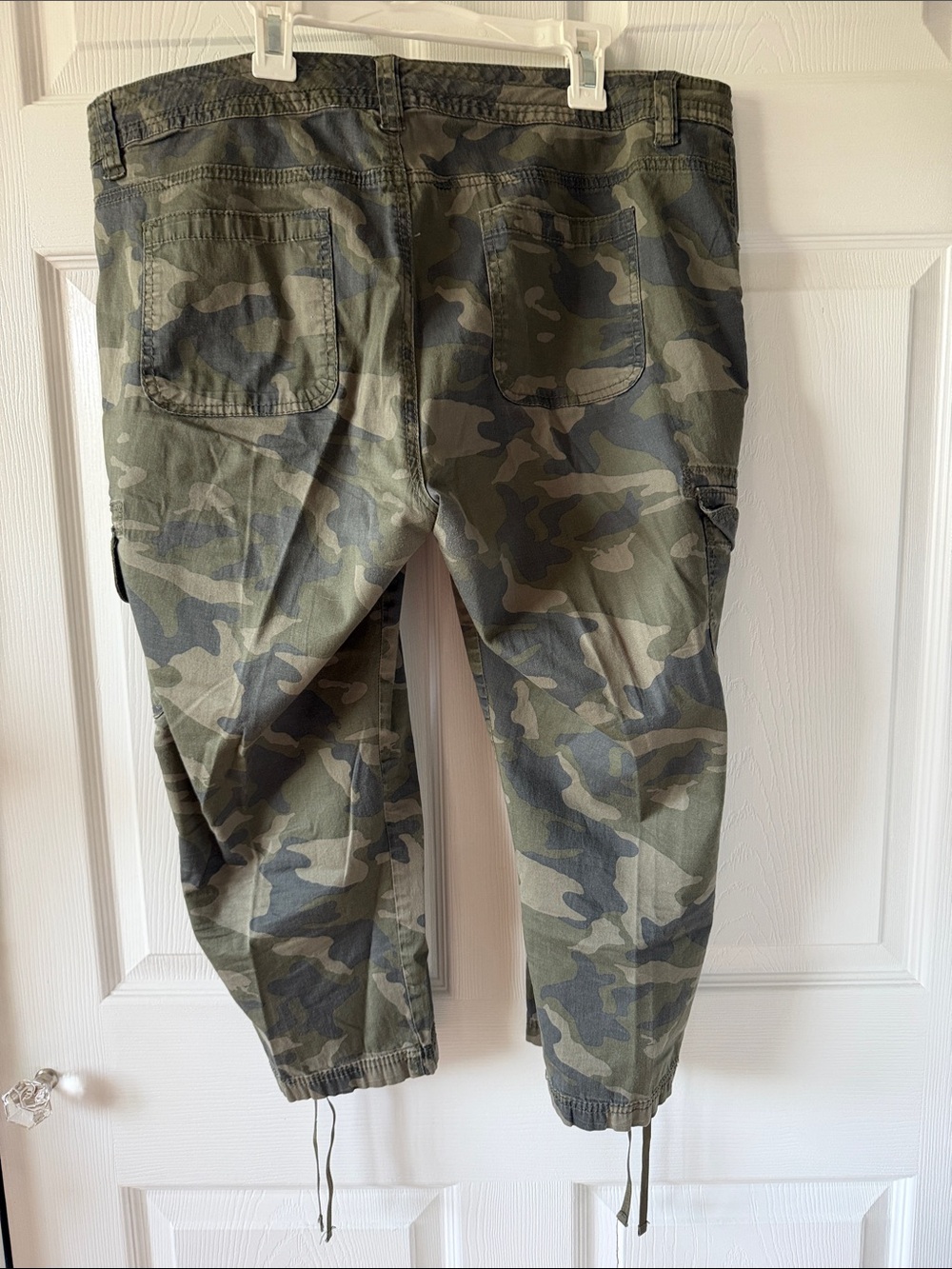 Womens Camo Cargo Pants - Olive Camo - Picture 4 of 5